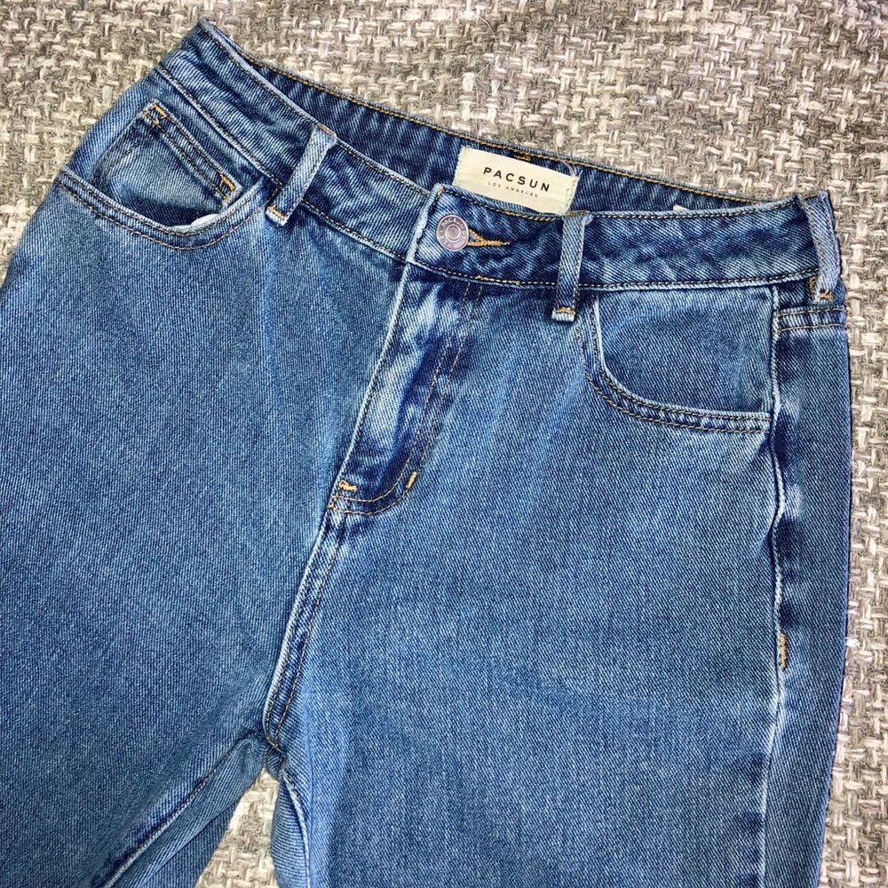 Mom Jean